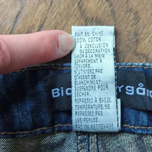 🔥Host Pick🎉Bedazzled Jeans - Picture 6 of 12